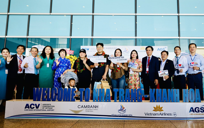 Ngành Du lịch Khánh Hòa đón vị khách 9 triệu đến Khánh Hòa vào ngày 1.10.2024 3de5d5f78cf135af6ce0-20241008110623-2485.jpg