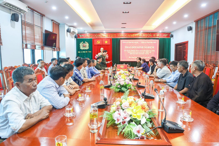 Các đại biểu tham dự chương trình. Ảnh: Lăng Dành bp6a0068.jpg