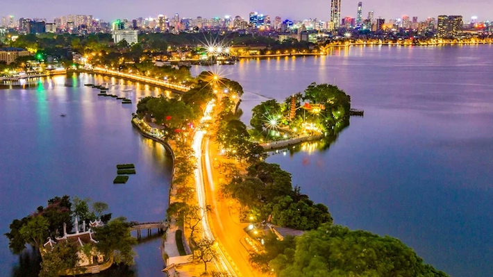 Hòa nhạc ánh sáng - Chào năm mới 2025 được tổ chức tối 18.1, tại khu vực ngã tư Nguyễn Hoàng Tôn - Lạc Long Quân, quận Tây Hồ. Nguồn: UBND TP Hà Nội anh-duoc-tao-boi-phamminhthuythanglong-luc-4821975458884-1735912498889291899537.png