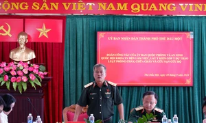 Phó Chủ nhiệm Ủy ban Quốc phòng và An ninh, Trung tướng Nguyễn Hải Hưng phát biểu tại cuộc làm việc