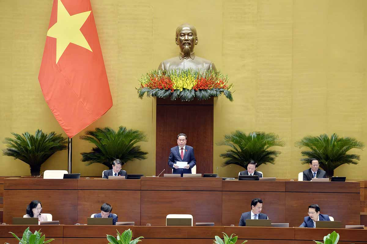 Sôi nổi, thẳng thắn, trách nhiệm cao, sát với tình hình thực tiễn ảnh 3 Sôi nổi, thẳng thắn, trách nhiệm cao, sát với tình hình thực tiễn -0