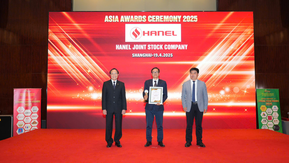 Công ty Hanel được trao Top 10 Thương hiệu mạnh châu Á 2025 1000018384.jpg