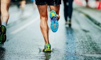 Một người tử vong trên đường chạy marathon, bác sĩ cảnh báo điều cần lưu ý khi chạy bộ