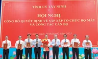 Tây Ninh hợp nhất các sở, kiện toàn nhân sự chủ chốt