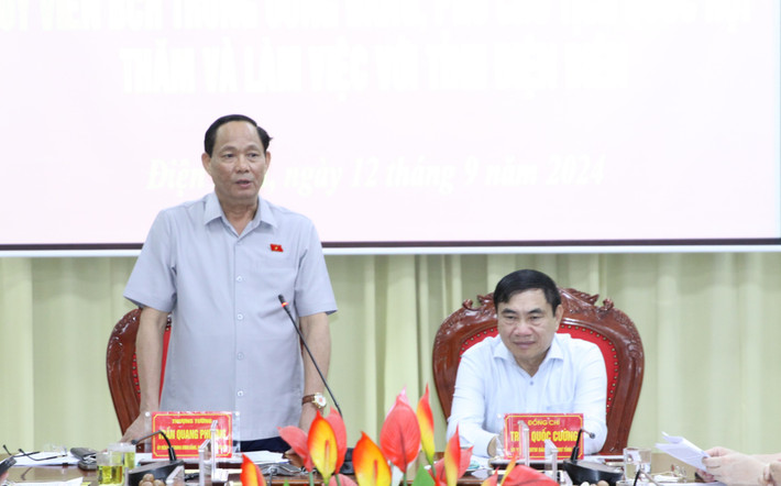 Phó Chủ tịch Quốc hội, Thượng tướng Trần Quang Phương phát biểu tại cuộc làm việc Phó Chủ tịch Quốc hội, Thượng tướng Trần Quang Phương phát biểu tại cuộc làm việc