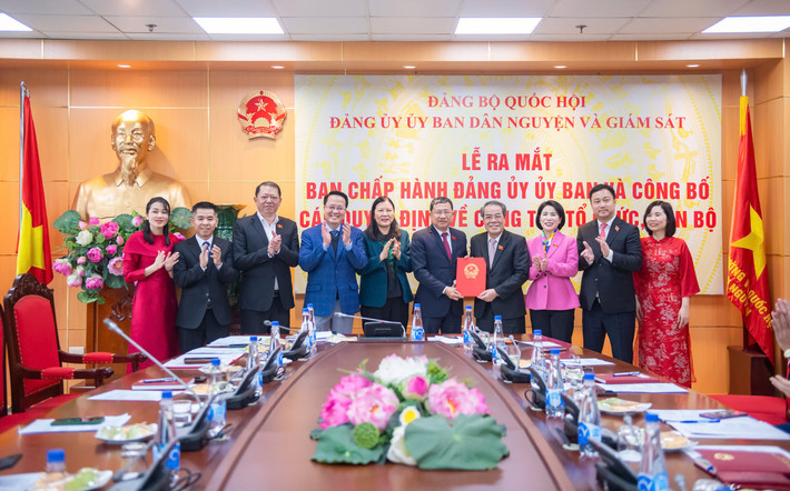 Lễ ra mắt Ban Chấp hành Đảng bộ Ủy ban Dân nguyện và Giám sát nhiệm kỳ 2020-2025 Lễ ra mắt Ban Chấp hành Đảng bộ Ủy ban Dân nguyện và Giám sát nhiệm kỳ 2020-2025