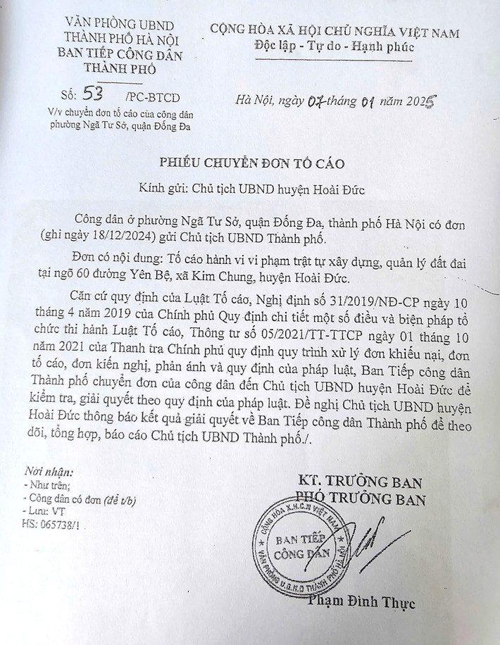 Phiếu chuyển đơn tố cáo số 53/PC-BTCD do ông Phạm Đình Thực, Phó Trưởng ban tiếp công dân ký về việc chuyển đơn tố cáo của công dân tới UBND huyện Hoài Đức xay-dung-trai-phep-kim-chung-hoai-duc-11.jpg