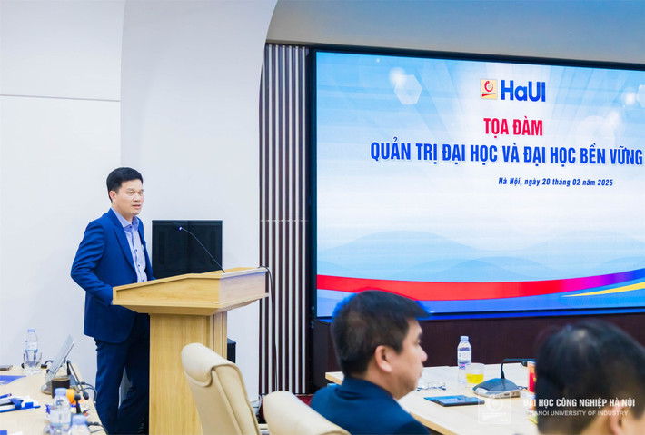 TS Kiều Xuân Thực, Hiệu trưởng Trường Đại học Công nghiệp Hà Nội phát biểu tại Tọa đàm t104949.jpg