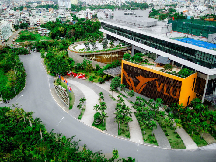 Trường Đại học Văn Lang 494405401-711737124702821-1675042829214133094-n.jpg