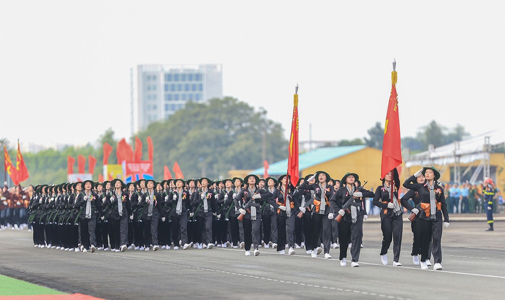 Khối nữ du kích miền Nam 4.jpg