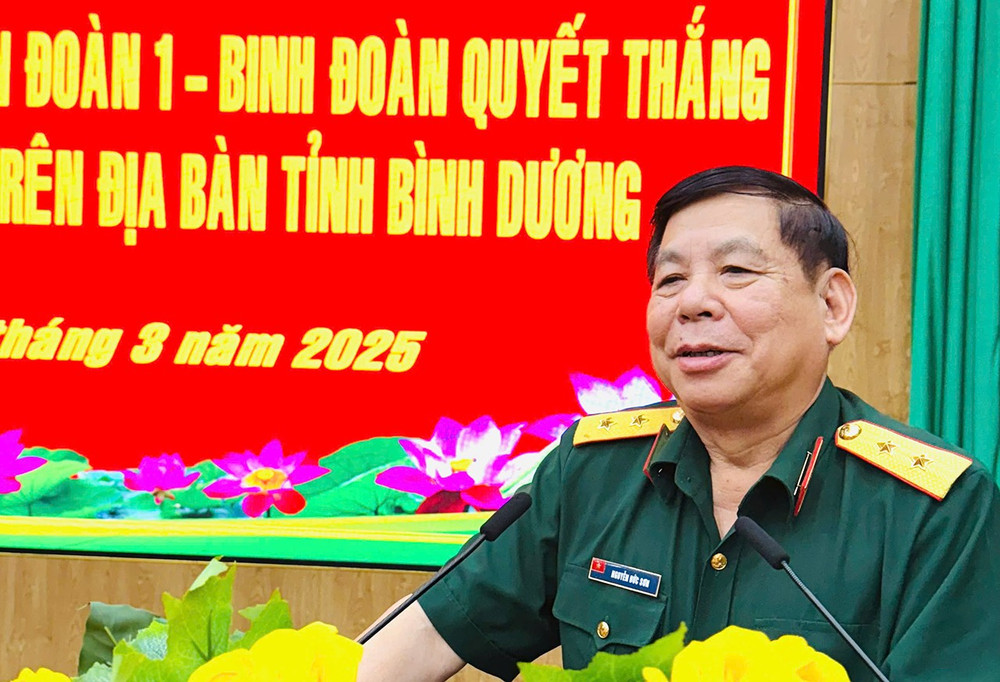 Trung tướng Nguyễn Đức Sơn tại cuộc gặp các cựu chiến binh Quân đoàn 1 trong trận bao vây tiêu diệt địch tại căn cứ Phú Lợi cuu-chien-binh-3.jpg