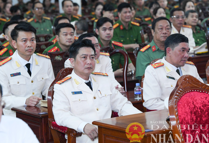 Các đại biểu tham dự chương trình. Ảnh: Lâm Hiển dbnd_br_ca8.jpg