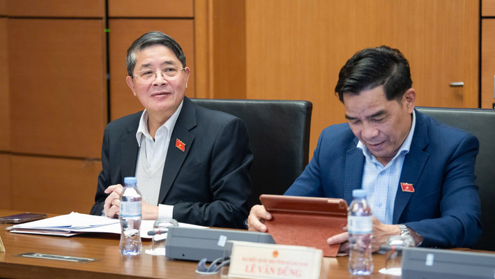 Phó Chủ tịch Quốc hội Nguyễn Đức Hải tham dự phiên thảo luận tổ về Đề án bổ sung về phát triển kinh tế - xã hội năm 2025 với mục tiêu tăng trưởng đạt 8% trở lên pctqh-nguyen-duac-hai1.jpg