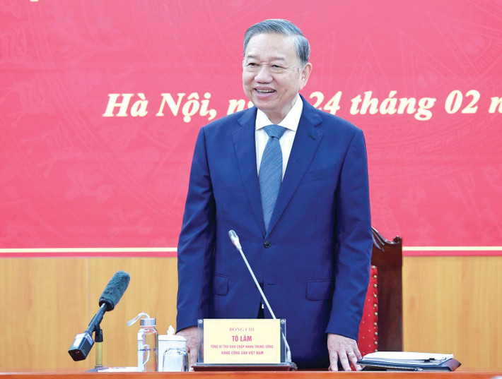 Tổng Bí thư Tô Lâm phát biểu chỉ đạo tại cuộc làm việc với Ban Chính sách, chiến lược Trung ương ngày 24.2.2025. Ảnh: Thống Nhất/TTXVN tbt-kl1.jpg