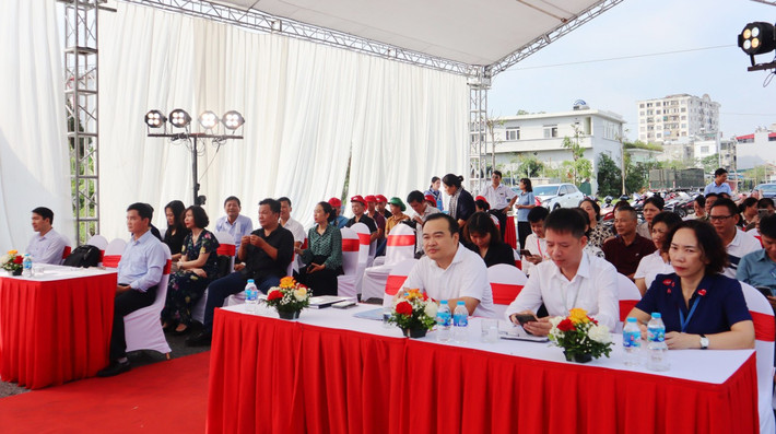 Các đại biểu tham dự sự kiện. Ảnh: Đào Cảnh n3.jpg