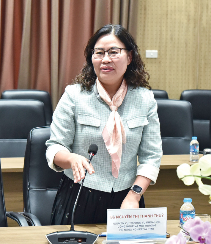 Nguyên Vụ trưởng Vụ Khoa học Công nghệ và Môi trường, Bộ Nông nghiệp và Phát triển nông thôn Nguyễn Thị Thanh Thủy phát biểu. Ảnh: Quang Khánh pctqh-le-minh-hoan11.jpg