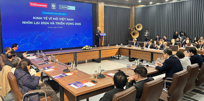 Toàn cảnh tọa đàm. Ảnh: Vũ Quang g1.jpg