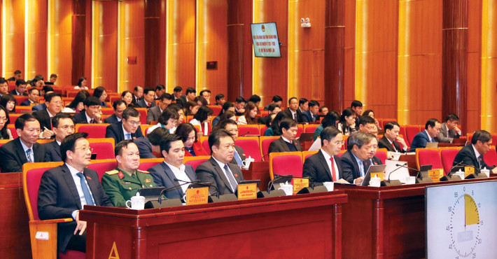 Các đại biểu dự kỳ họp. Ảnh: Mạnh Tuân h2.jpg