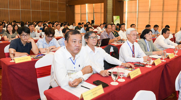 Các đại biểu dự hội thảo. Ảnh: Lâm Hiển ht19.jpg