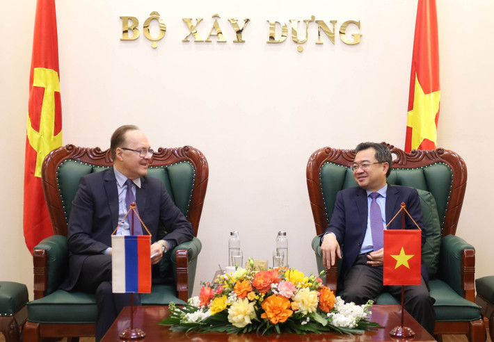 Bộ trưởng Nguyễn Thanh Nghị tiếp Đại sứ đặc mệnh toàn quyền Liên bang Nga tại Việt Nam Bezdetko Gennady Stepanovich d1.jpg