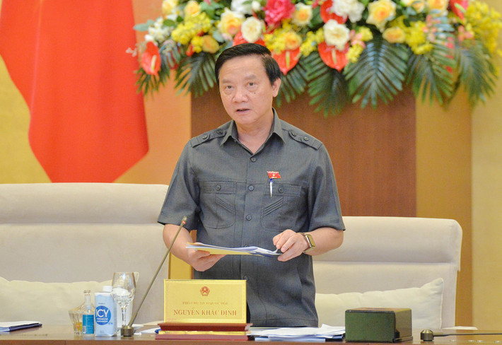 Phó Chủ tịch Quốc hội Nguyễn Khắc Định phát biểu tại phiên họp. Ảnh: Hồ Long ub2.jpg