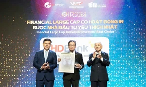 HDBank được bình chọn là Doanh nghiệp niêm yết lĩnh vực tài chính vốn hóa lớn có hoạt động Quan hệ Nhà đầu tư được Nhà đầu tư yêu thích nhất