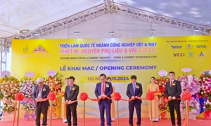 Khai mạc Triển lãm HanoiTex & HanoiFabric 2024