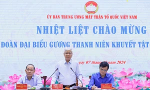 Hỗ trợ, tạo điều kiện cho người khuyết tật vươn lên