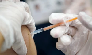 Những loại vaccine nào phù hợp cho người cao tuổi ?