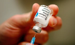 Đối tượng nào cần lưu ý khi tiêm vaccine cúm ?