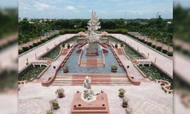 Cụm tượng đài trung dũng kiên cường