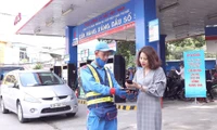 Mua xăng không cần tiền mặt trên ứng dụng PVOIL 4U