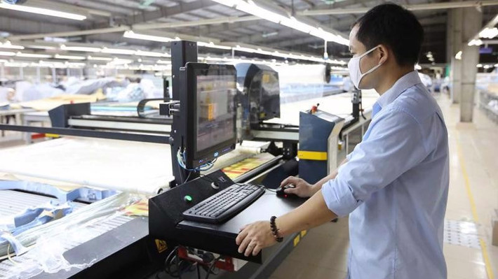 Doanh nghiệp chuyển đổi số để rút ngắn quy trình, thủ tục giải quyết công việc. Ảnh: ITN dnghiep-chuyen-doi-so.jpg