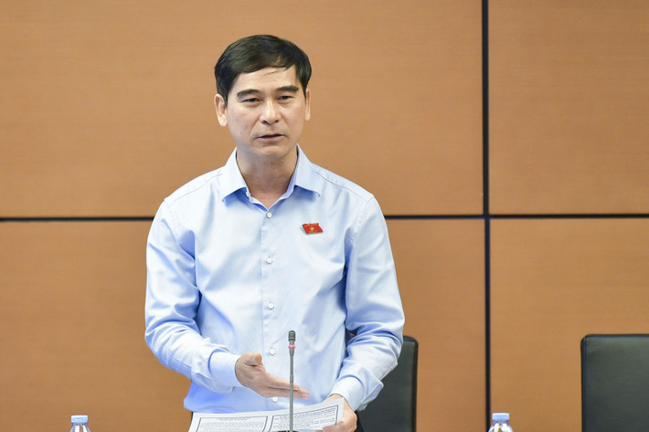 ĐBQH Dương Văn An (Vĩnh Phúc) phát biểu. Ảnh: Lê Bình ĐBQH Dương Văn An (Vĩnh Phúc) phát biểu. Ảnh: Lê Bình