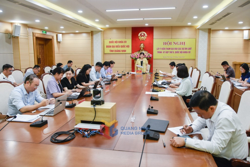 Quang cảnh hội nghị 2343815-wtm-2b1c8d92c36d9c629804fe245e9f9038.jpg