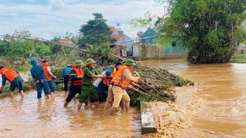 Tình dân tộc, nghĩa đồng bào