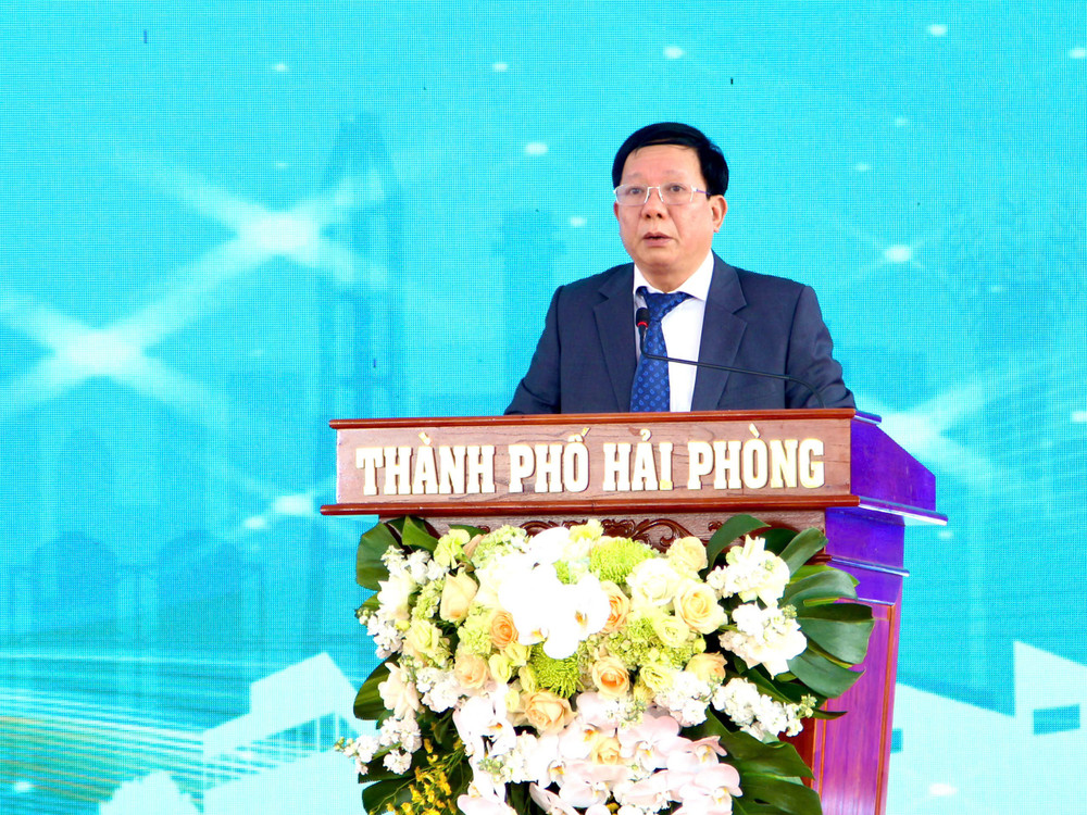 Chủ đầu tư khu công nghiệp Tiên Thanh phát biểu tại lễ khởi công. Ảnh: Quang Phú z6517163889323-61d7b50ad03e4150b2a75518ec0ca802.jpg
