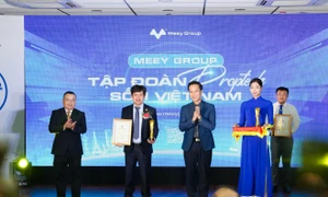 Tích cực đóng góp phát triển nền kinh tế số, Meey Group xuất sắc giành hai giải thưởng tại I4.0 Awards 