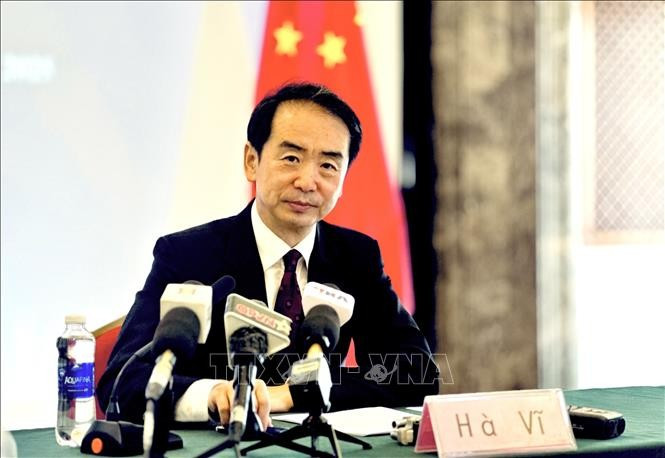 Đại sứ Trung Quốc tại Việt Nam Hà Vĩ. Ảnh: Việt Đức/TTXVN Đại sứ Trung Quốc tại Việt Nam Hà Vĩ. Ảnh: Việt Đức/TTXVN