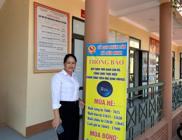 UBND xã Liên Minh đẩy mạnh cải cách hành chính, thực hiện chấm công cán bộ, công chức trên ứng dụng VNface 1.jpg