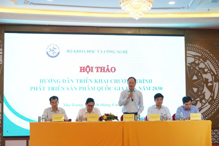 Thứ trưởng Trần Hồng Thái và Lãnh đạo một số đơn vị thuộc Bộ KH&CN điều hành phần trao đổi, thảo luận Thứ trưởng Trần Hồng Thái và Lãnh đạo một số đơn vị thuộc Bộ KH&CN điều hành phần trao đổi, thảo luận