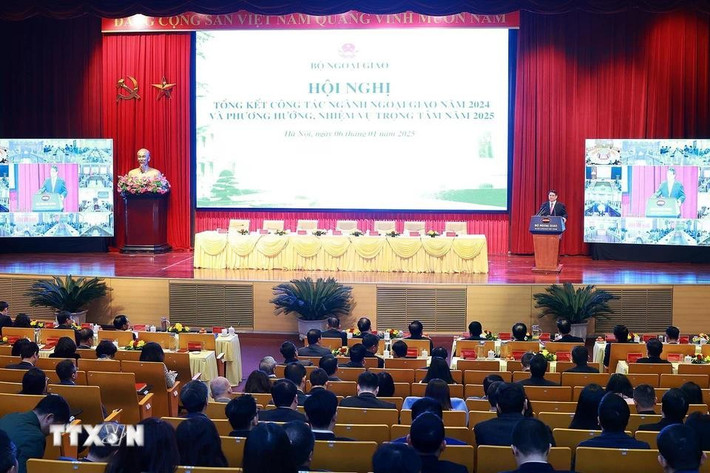 Hội nghị tổng triển khai nhiệm vụ ngành ngoại giao. Ảnh: Dương Giang/TTXVN Hội nghị tổng triển khai nhiệm vụ ngành ngoại giao. Ảnh: Dương Giang/TTXVN