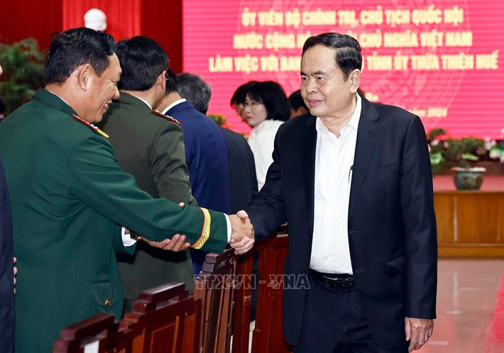 Chủ tịch Quốc hội Trần Thanh Mẫn giao lưu với đại biểu tại buổi làm việc với Ban Thường vụ Tỉnh ủy Thừa Thiên - Huế, ngày 29.12.2024. Ảnh: Doãn Tấn/TTXVN Chủ tịch Quốc hội Trần Thanh Mẫn giao lưu với đại biểu tại buổi làm việc với Ban Thường vụ Tỉnh ủy Thừa Thiên - Huế, ngày 29.12.2024. Ảnh: Doãn Tấn/TTXVN
