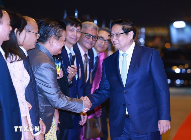 Lễ tiễn Thủ tướng Phạm Minh Chính rời Vientiane, kết thúc chuyến thăm Lào và đồng chủ trì Kỳ họp lần thứ 47 Ủy ban liên Chính phủ Việt Nam - Lào. Ảnh: Dương Giang/TTXVN Lễ tiễn Thủ tướng Phạm Minh Chính rời Vientiane, kết thúc chuyến thăm Lào và đồng chủ trì Kỳ họp lần thứ 47 Ủy ban liên Chính phủ Việt Nam - Lào. Ảnh: Dương Giang/TTXVN
