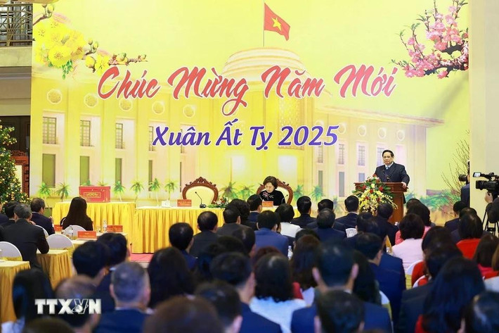 Thủ tướng Phạm Minh Chính giao nhiệm vụ cho Ngân hàng Nhà nước và ngành ngân hàng. Ảnh: Dương Giang/TTXVN Thủ tướng Phạm Minh Chính giao nhiệm vụ cho Ngân hàng Nhà nước và ngành ngân hàng. Ảnh: Dương Giang/TTXVN