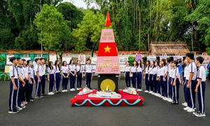 Triển lãm “Hoàng Sa, Trường Sa của Việt Nam” truyền thông điệp giữ gìn, bảo vệ chủ quyền lãnh thổ