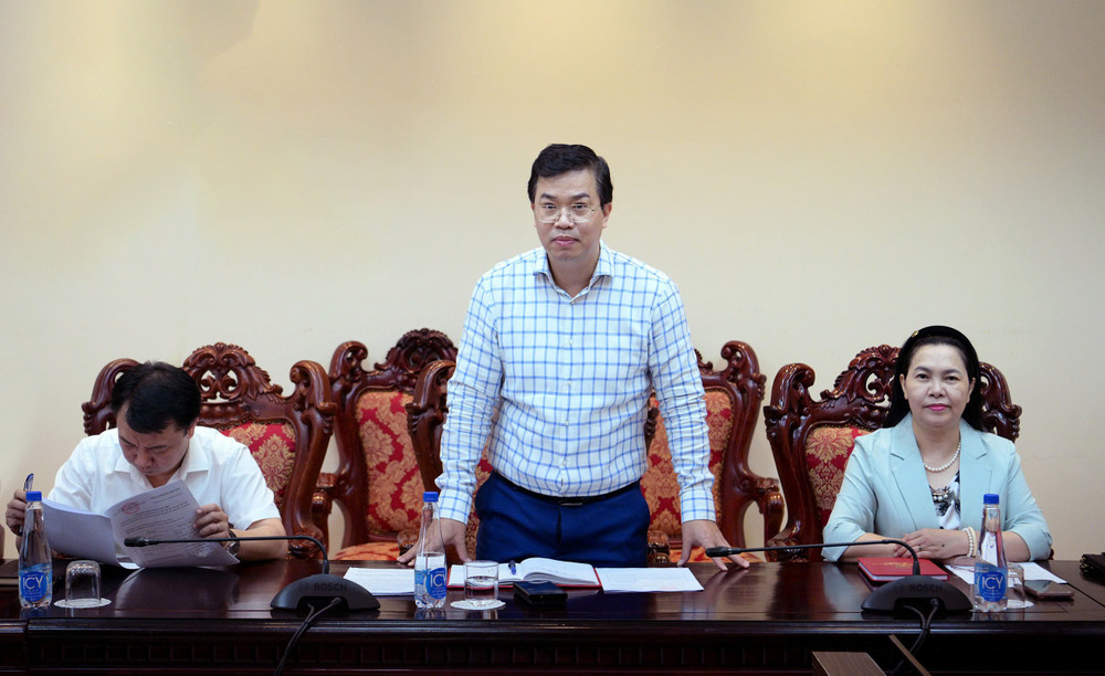 Phó Trưởng Ban Tuyên giáo và Dân vận, Đảng ủy Quốc hội Nguyễn Trung Hiếu phát biểu Phó Trưởng Ban Tuyên giáo và Dân vận, Đảng ủy Quốc hội Nguyễn Trung Hiếu phát biểu
