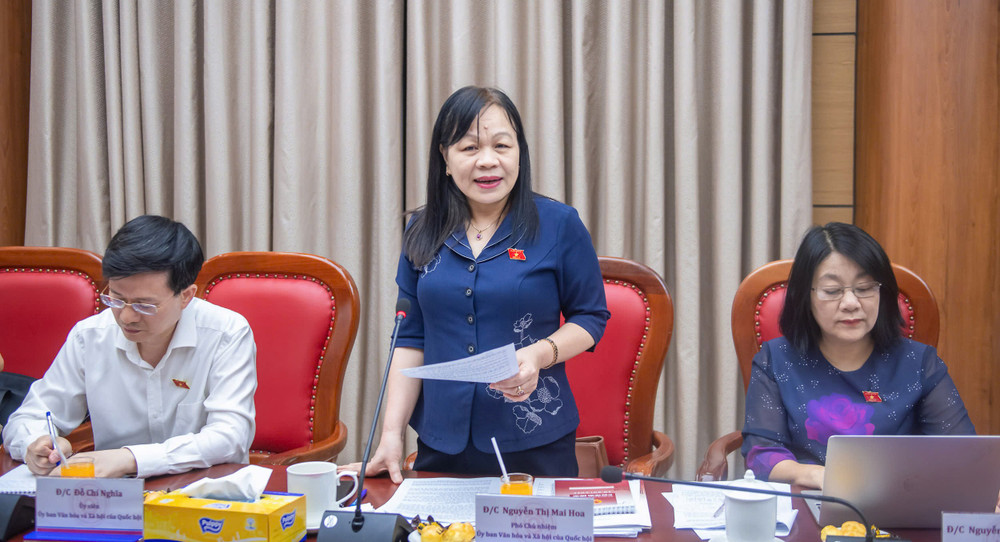 Phó Chủ nhiệm Ủy ban Văn hóa và Xã hội Nguyễn Thị Mai Hoa chủ trì cuộc làm việc giữa Đoàn giám sát của Ủy ban Thường vụ Quốc hội với Trường Đại học Y Hà Nội sáng 29.4 truong-dh-y-ha-noi.jpg