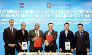 Petrolimex và ADB hợp tác chuyển dịch năng lượng xanh