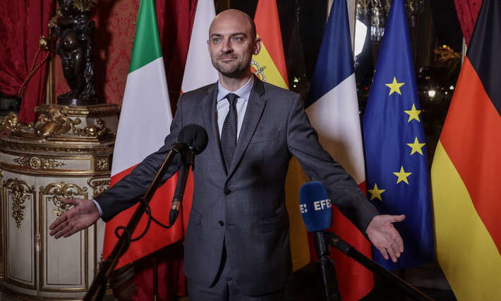 Bộ trưởng Ngoại giao Pháp Jean-Noel Barrot tuyên bố EU phải tham gia đàm phán về chấm dứt chiến tranh ở Ukraine. Ảnh: EPA 210ef452-d32c-4849-9ba0-f89147fd3ca9-1.jpg